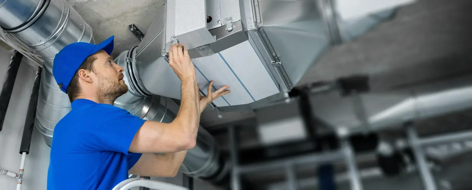Ductwork Installation and Repair | خدمات مجاري الهواء